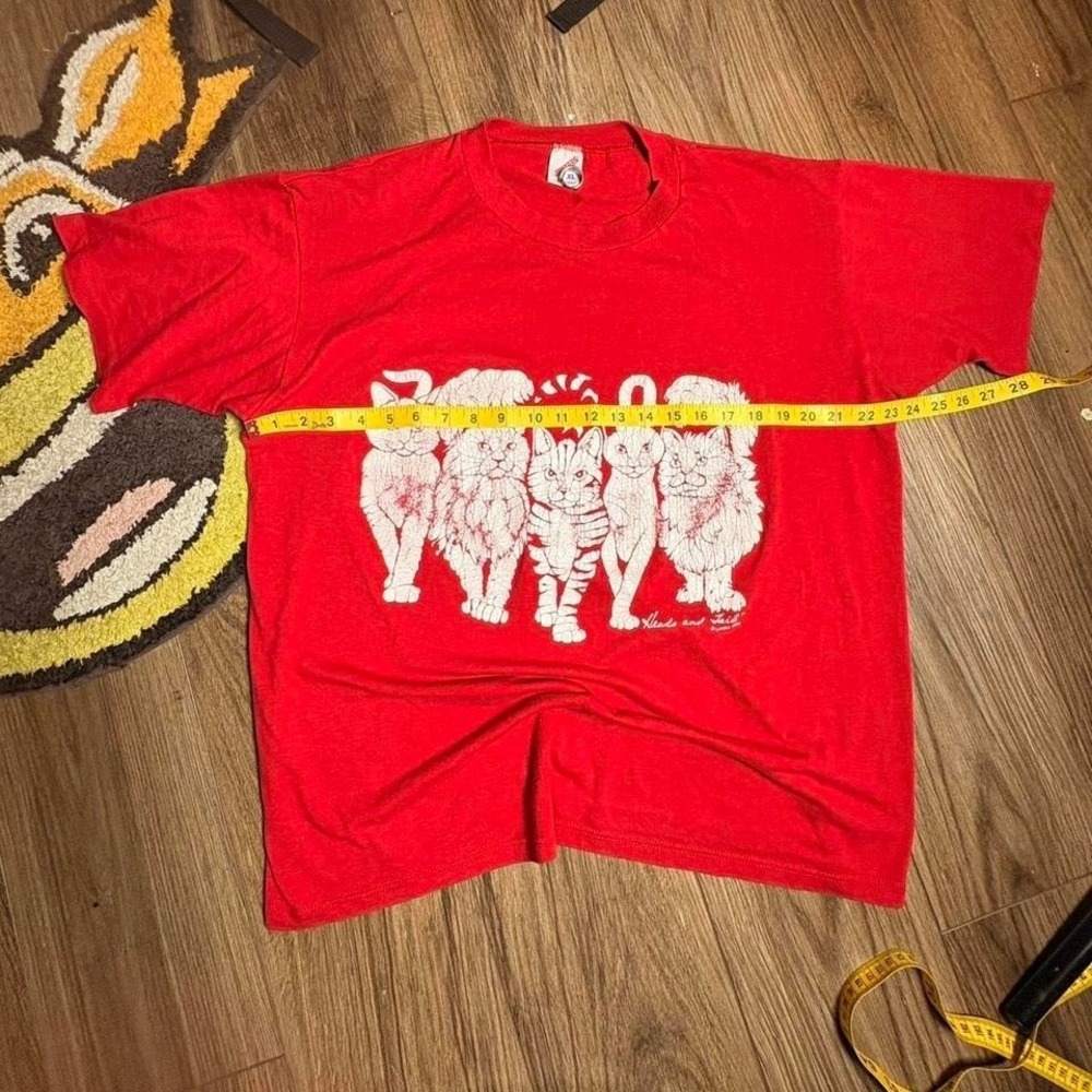 Red vintage 90s cat "head and tails" tee Size XL (0142)